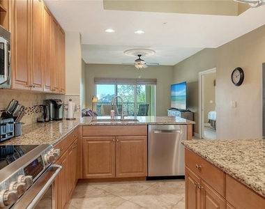 1308 Old Stickney Point Road - Photo Thumbnail 22