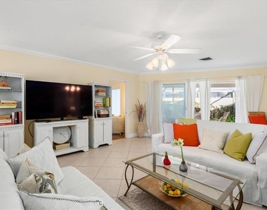 1387 Moonmist Drive - Photo Thumbnail 15