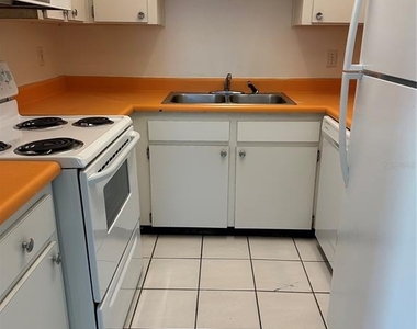 4800 Rilma Avenue - Photo Thumbnail 4