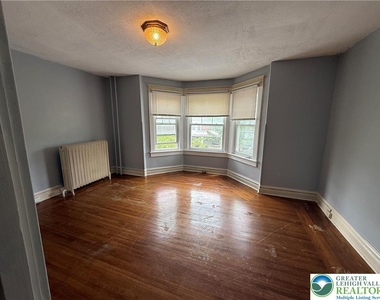 1538 Chew Street - Photo Thumbnail 20