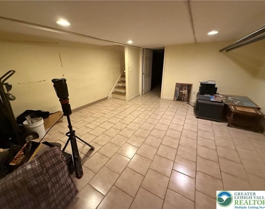 1538 Chew Street - Photo Thumbnail 34