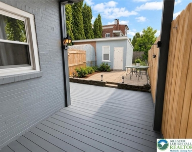 1538 Chew Street - Photo Thumbnail 28