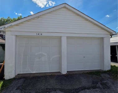 1414 Iron Street - Photo Thumbnail 4