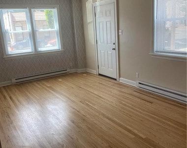 542 2nd Avenue - Photo Thumbnail 1