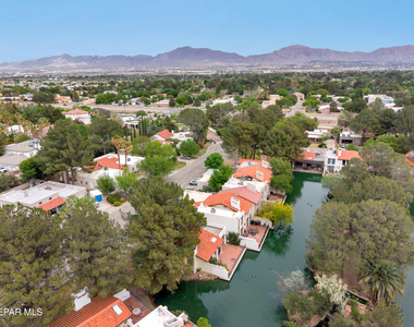620 Lakeway Drive - Photo Thumbnail 5