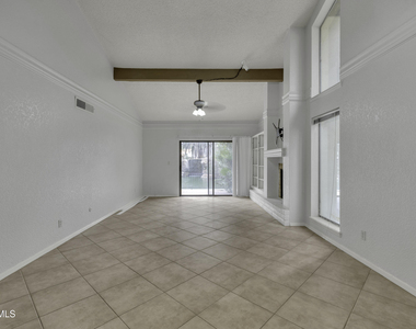 620 Lakeway Drive - Photo Thumbnail 17