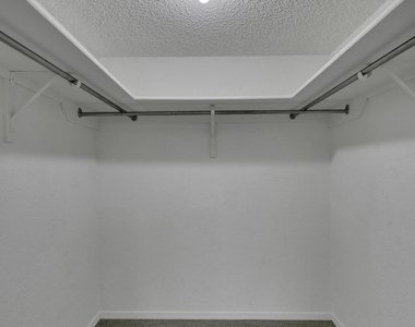 620 Lakeway Drive - Photo Thumbnail 38