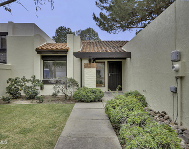 620 Lakeway Drive - Photo Thumbnail 10