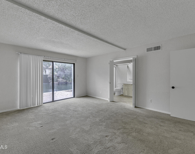 620 Lakeway Drive - Photo Thumbnail 33