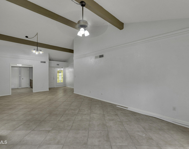620 Lakeway Drive - Photo Thumbnail 23