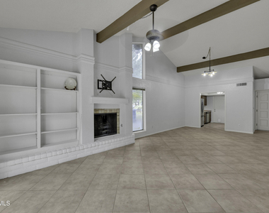 620 Lakeway Drive - Photo Thumbnail 21