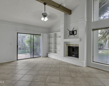 620 Lakeway Drive - Photo Thumbnail 19