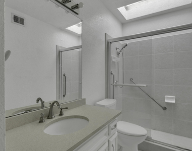 620 Lakeway Drive - Photo Thumbnail 40