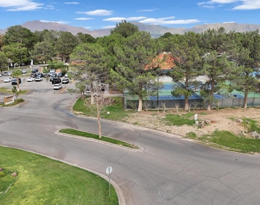620 Lakeway Drive - Photo Thumbnail 41