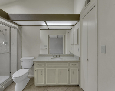 620 Lakeway Drive - Photo Thumbnail 35