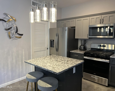 5656 Burning Tree Drive - Photo Thumbnail 31