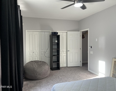 5656 Burning Tree Drive - Photo Thumbnail 55