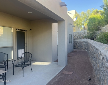 5656 Burning Tree Drive - Photo Thumbnail 8
