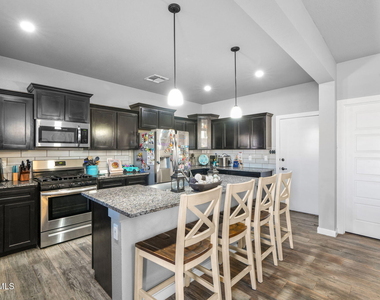 3561 Essence Street - Photo Thumbnail 12