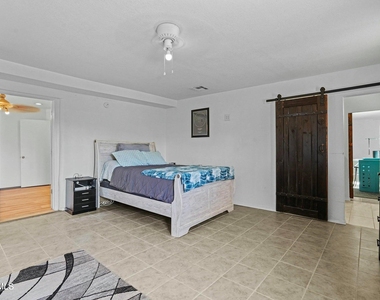 4728 Sierra Madre Drive - Photo Thumbnail 20