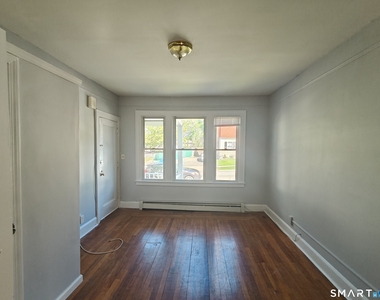 98 Anthony Street - Photo Thumbnail 2
