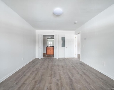 1030 Federal Road - Photo Thumbnail 3