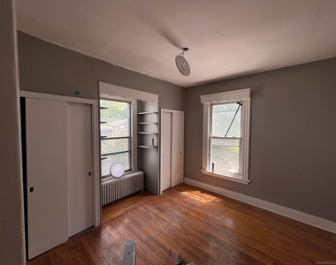 319 Sherman Avenue - Photo Thumbnail 18