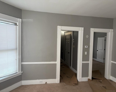 319 Sherman Avenue - Photo Thumbnail 12