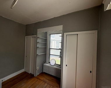 319 Sherman Avenue - Photo Thumbnail 17