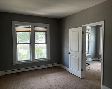 319 Sherman Avenue - Photo Thumbnail 4