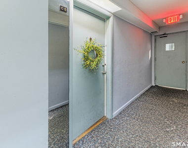 136 Kane Street - Photo Thumbnail 2