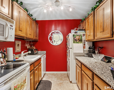 136 Kane Street - Photo Thumbnail 10