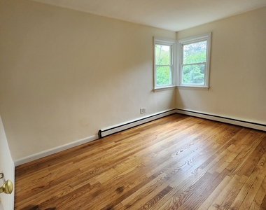 13 Joemar Road - Photo Thumbnail 4