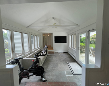 48 Hilton Street - Photo Thumbnail 12