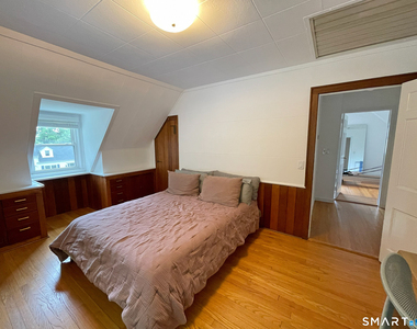 48 Hilton Street - Photo Thumbnail 21