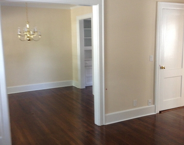 410 West Avenue - Photo Thumbnail 2