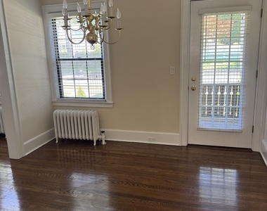 410 West Avenue - Photo Thumbnail 9