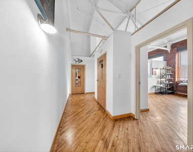 325 Lafayette Street - Photo Thumbnail 8