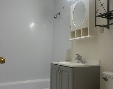 140 Grove Street - Photo Thumbnail 11