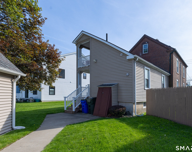 31 Suffield Street - Photo Thumbnail 15
