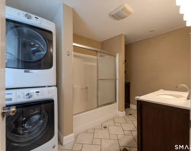 31 Suffield Street - Photo Thumbnail 13
