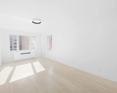 920 Park Avenue - Photo Thumbnail 7