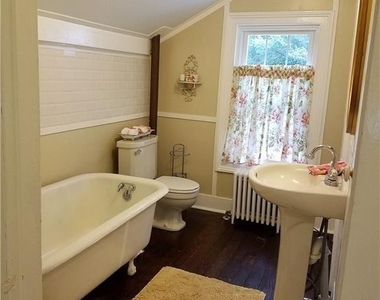 111 North Street - Photo Thumbnail 11