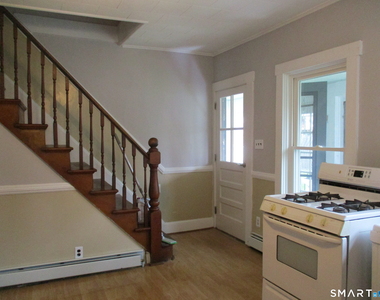 105 Woodstock Avenue - Photo Thumbnail 1