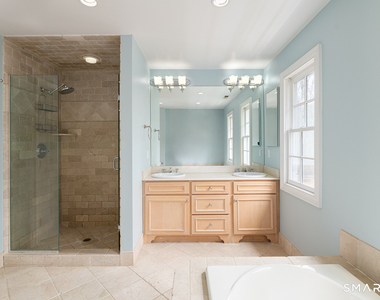 82 Westover Avenue - Photo Thumbnail 12