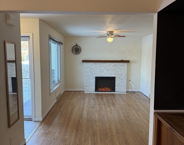 5 Hotchkiss Terrace - Photo Thumbnail 3