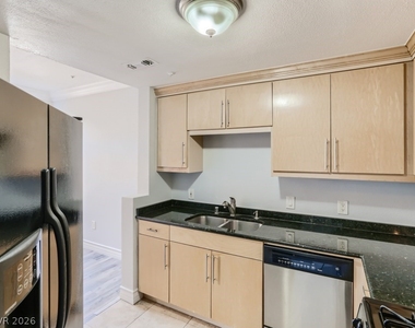 260 E Flamingo Road - Photo Thumbnail 10