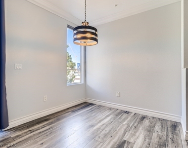 260 E Flamingo Road - Photo Thumbnail 12
