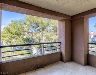 260 E Flamingo Road - Photo Thumbnail 18
