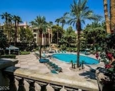 260 E Flamingo Road - Photo Thumbnail 22